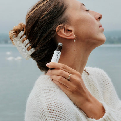 Nahrungsergänzungsmittel Lusttropfen mit ätherischen Ölen für Frauen von paopao essentials.