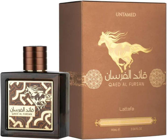 Lattafa Qaed Al Fursan Untamed Eau de Parfum 90ml, luxuriöses Flakondesign mit orientalischem Stil.