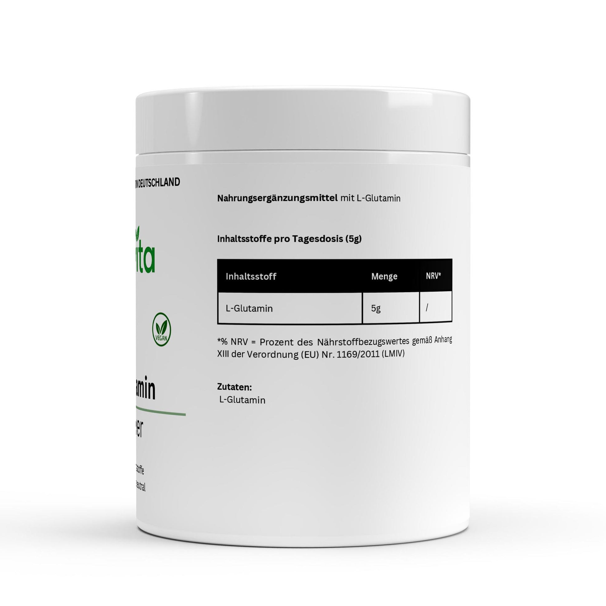 L-Glutamin Pulver beim Mischen in einem Shaker für die perfekte Nahrungsergänzung.