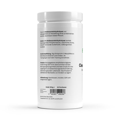 Detailaufnahme des Clear Whey Protein Pfirsich Eistee mit erfrischendem Trinkglas.
