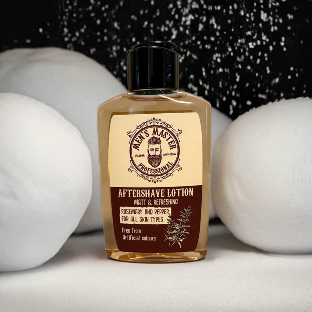 Detailansicht der Inhaltsstoffe der Rosmarin Aftershave Lotion von Männerboxx für Männer.