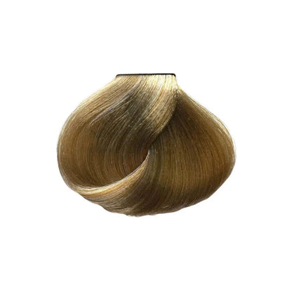 Charmante Farbintensität von Morfose Haarfarbe Braun, getragen von einer begeisterten Nutzerin.