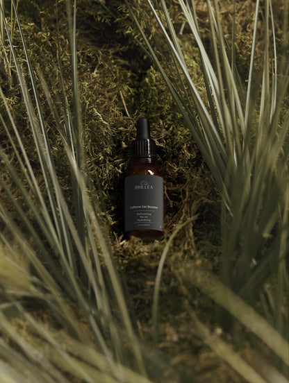 Nahaufnahme des Brilléa Koffein Gel Boosters, hervorgehoben durch sanfte Lichtakzente.