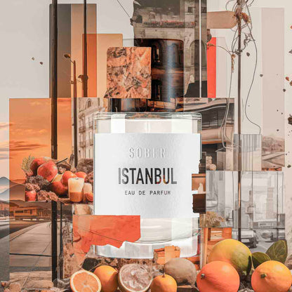 Nahaufnahme der eleganten Verpackung von ISTANBUL Eau de Parfum, ideal als Geschenk.