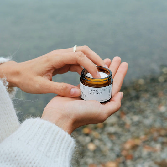 Hautcreme von paopao essentials mit Aloe Vera für strahlende, gesunde Haut in allen Zyklusphasen.