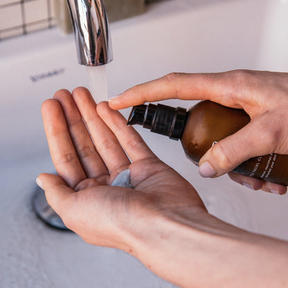 Inhaltsstoffe des ekovita Gesichtsreinigers, perfekt für die tägliche Pflege.