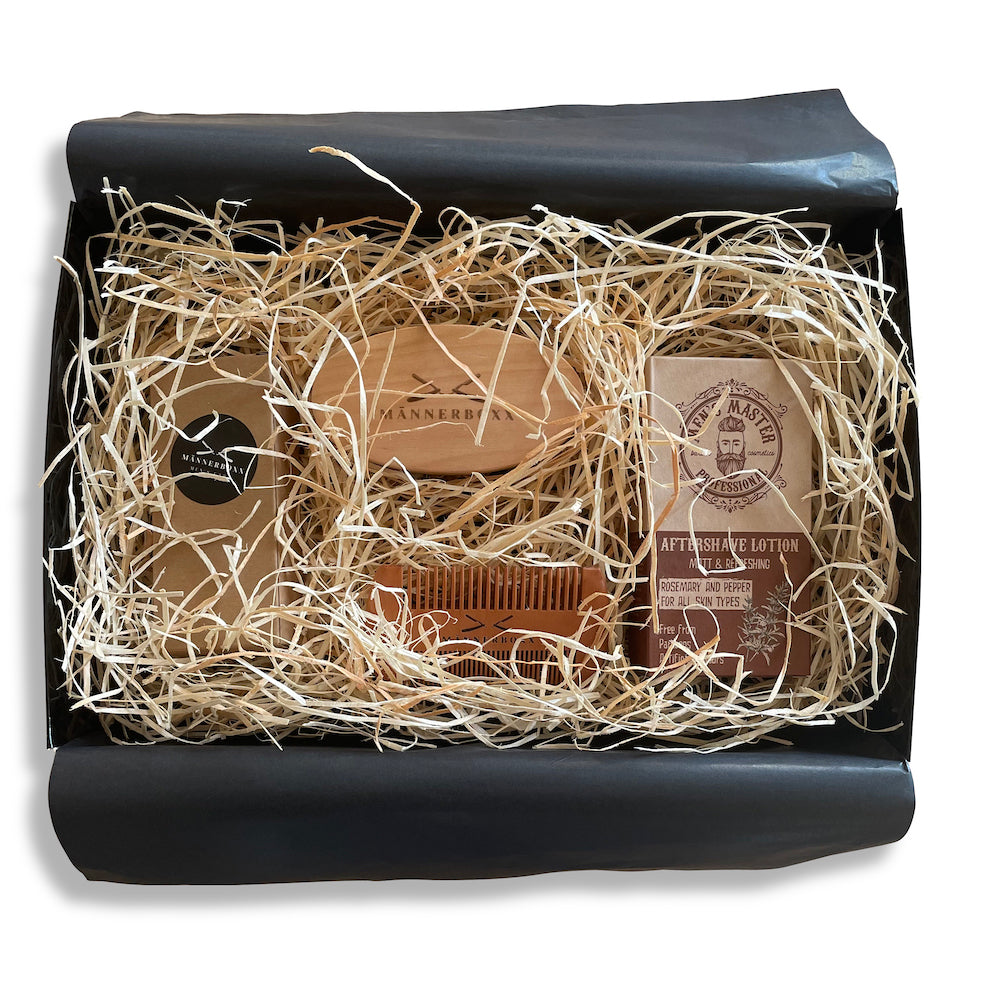 Verpackung des Aftershaves für Herren im Bartpflege Geschenkset, elegant und maskulin gestaltet.