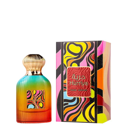 Detailaufnahme der Paris Corner Hurriya Eau de Parfum Verpackung, stilvolles Design von Luxus Aroma.