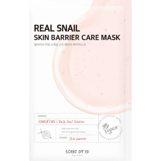 SOME BY MI Real Snail Skin Barrier Care Mask in hand, feuchtigkeitsspendende Schneckenmaske für vegane Gesichtspflege.