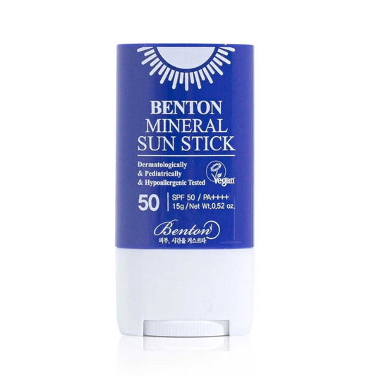 Benton Mineral Sun Stick SPF50 PA++++ in echter Anwendung auf Gesicht, perfekter UV-Schutz für sensible Haut.