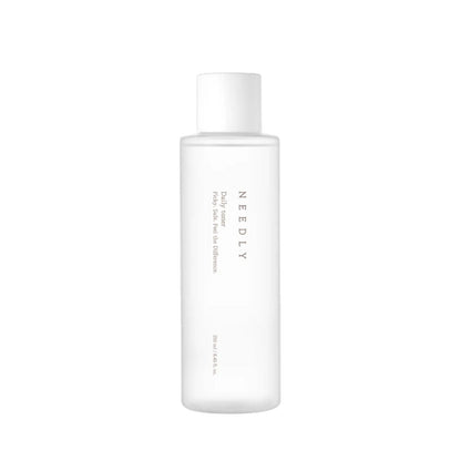 Needly Daily Toner von ekovita in eleganter Verpackung für sanfte Hydration und Exfoliation.