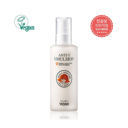 Detailansicht der Yadah Anti Trouble Emulsion, zeigt die sanfte Textur der beruhigenden Lotion für Hautpflege.