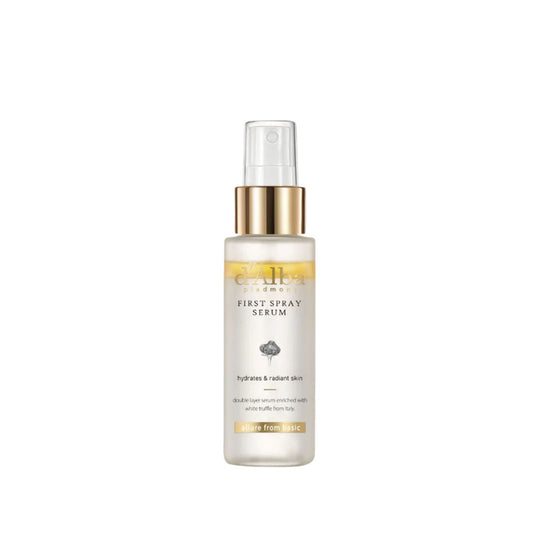 d'Alba White Truffle First Spray Serum in eleganter Flasche, optimal für hautpflegende Anti-Aging-Effekte.