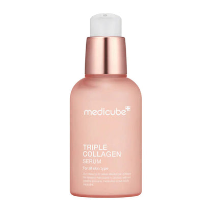 Das Medicube Triple Collagen Serum in einer eleganten Flasche, ideal zur Reduzierung feiner Linien und für mehr Hautelastizität.