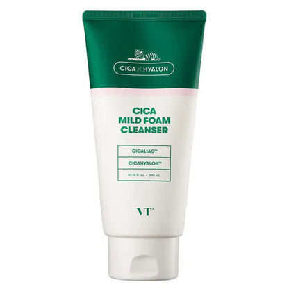 Cica Mild Foam Cleanser von VT Cosmetics in einer eleganten Verpackung für sanfte Reinigung bei empfindlicher Haut.