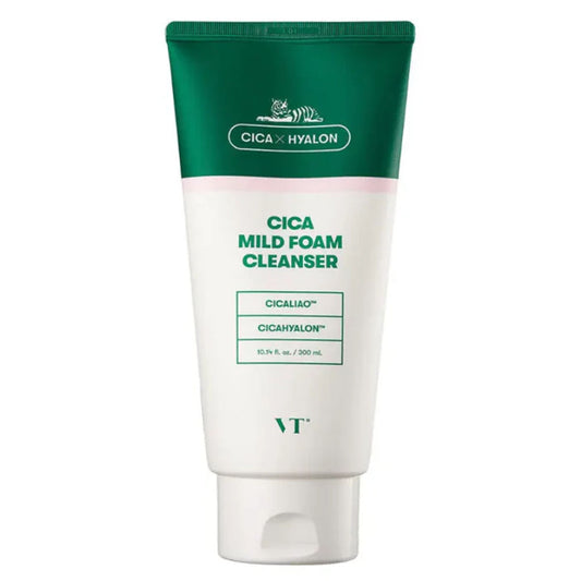 Cica Mild Foam Cleanser von VT Cosmetics in einer eleganten Verpackung für sanfte Reinigung bei empfindlicher Haut.