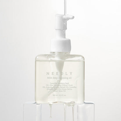 NEEDLY Cleansing Oil mit sanfter Formel, ideal für die Hautpflege bei empfindlicher Haut.