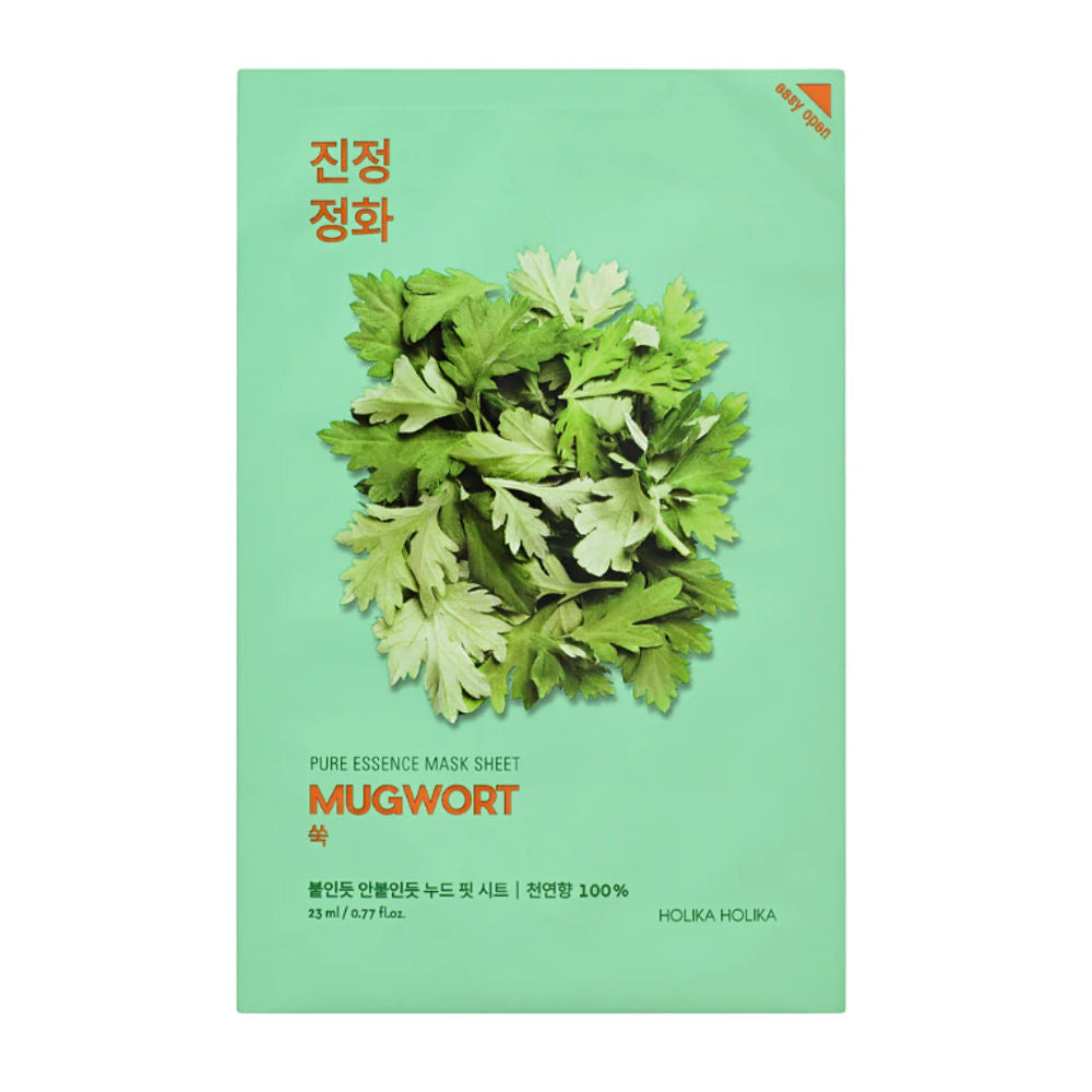 Holika Holika Mugwort Pure Essence Mask Sheet in hand, ideal für feuchtigkeitsspendende Hautpflege.
