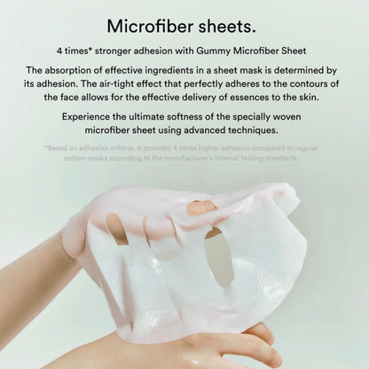 Detailansicht der Abib Gummy Sheet Mask, die die sanfte Textur und Hautpflegewirkung zeigt.