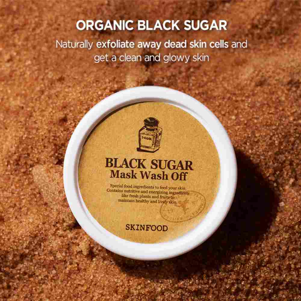 Textur der Black Sugar Mask, zeigt die reichhaltige Peelingmischung mit schwarzem Zucker für einen strahlenden Teint.