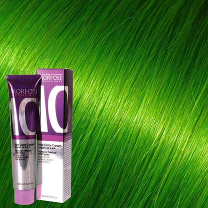 Anwendung der Morfose Haarfarbe auf frisch gewaschenem Haar, zeigt den einfachen Farbwechsel.