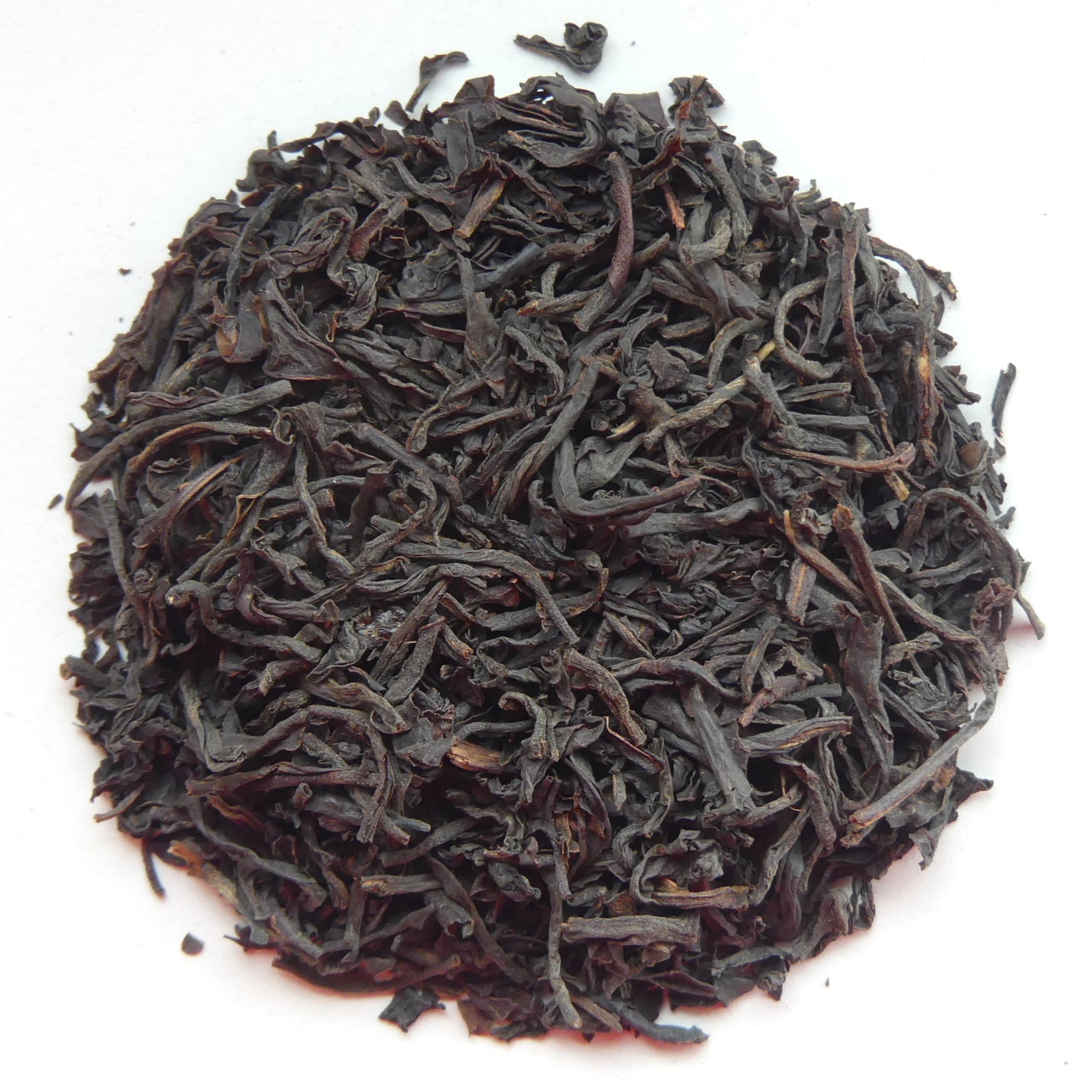Qualitativ hochwertiger English Breakfast Tea von ekovita in einer eleganten Verpackung, ideal für den Morgen.