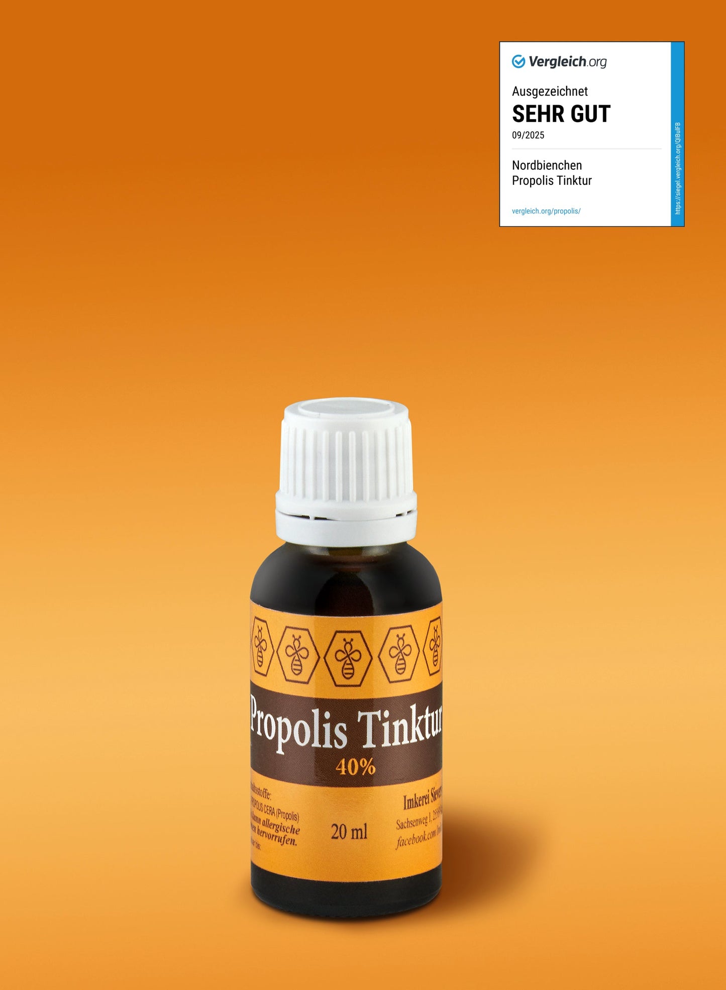 Propolis Tinktur auf einem Holztisch in einem lässigen Lebensstil-Kontext.