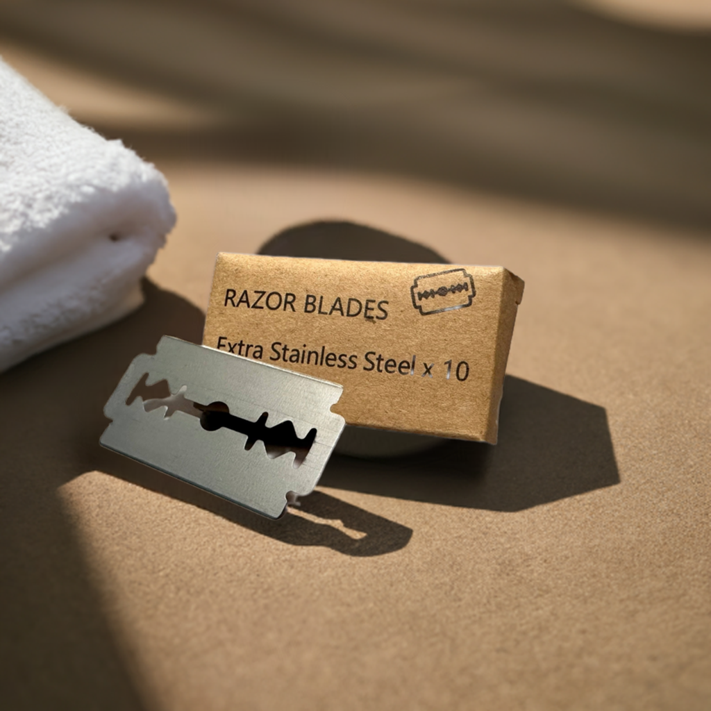 Verpackung der Männerboxx Rasierklingen, ideal für präzises Rasieren mit Rasierhobel.