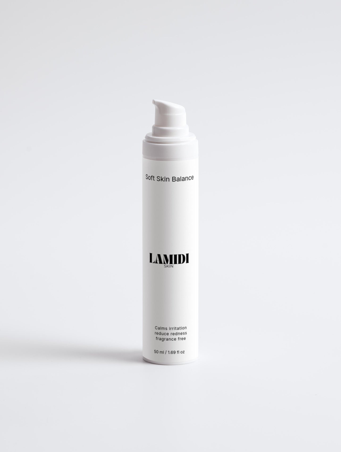 Die Ekovita Soft Skin Balance Creme in Nahaufnahme, ideal für empfindliche Haut.