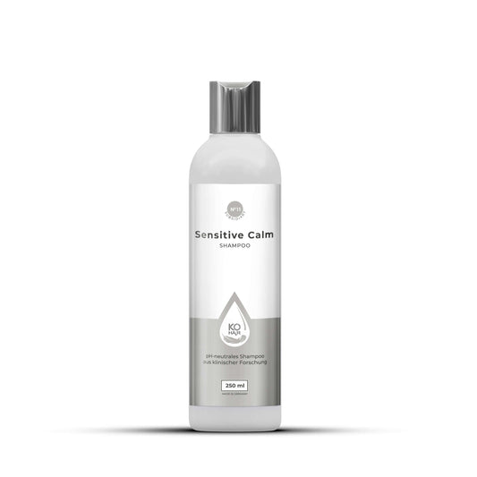 Sensitive Calm Shampoo von KÖsmetik für sanfte Pflege bei empfindlicher Kopfhaut.