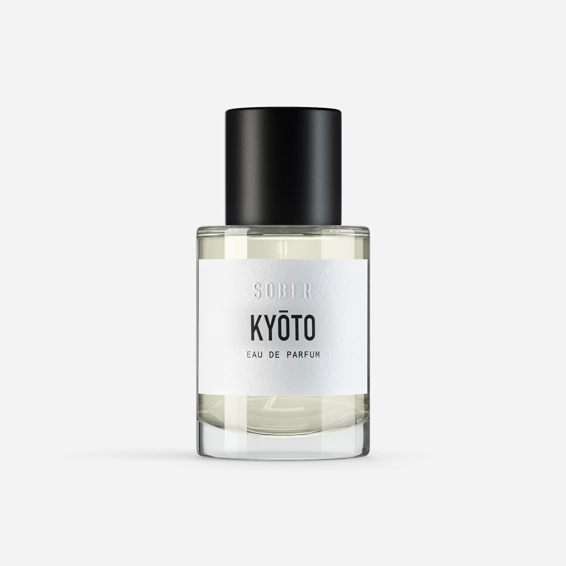 Elegantes KYŌTO Eau de Parfum mit ätherischen Ölen in einem minimalistischen Flakon. Hochwertiger veganer Duft.