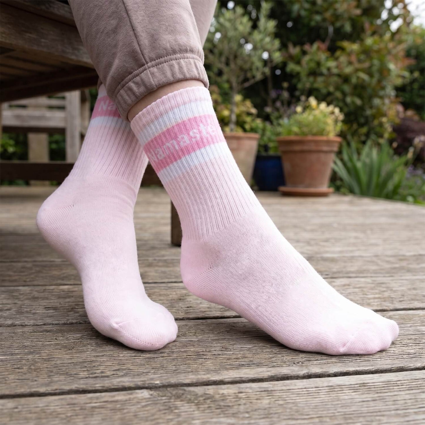 Socken mit Yoga-Motiv in 2 Varianten: Inhale Exhale | Namasté