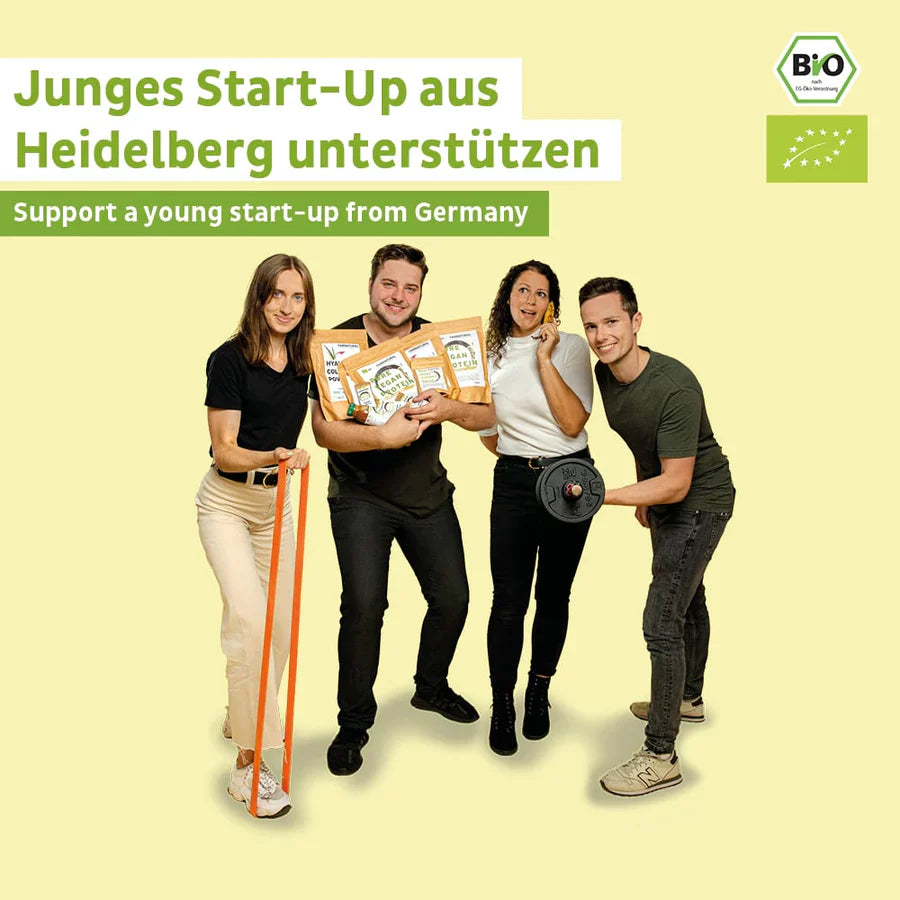 Zubereitung eines kreativen Proteinshakes mit Kokos und pflanzlichem Protein.