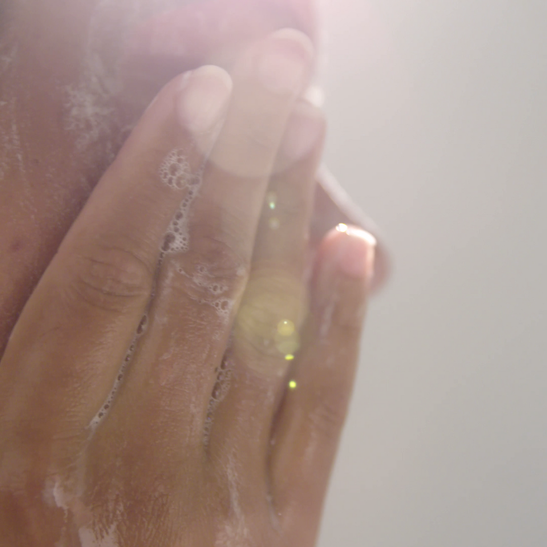 Verpackung der ∴ therefore beauty Seife block 002 für reifere Haut in ansprechender Naturkosmetik-Box