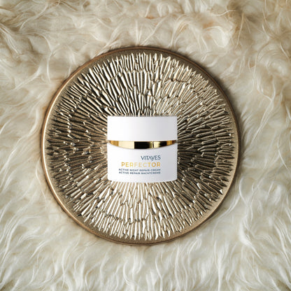 Verpackung der Nachtcreme von Vitayes, betont die veganen und umweltfreundlichen Eigenschaften.