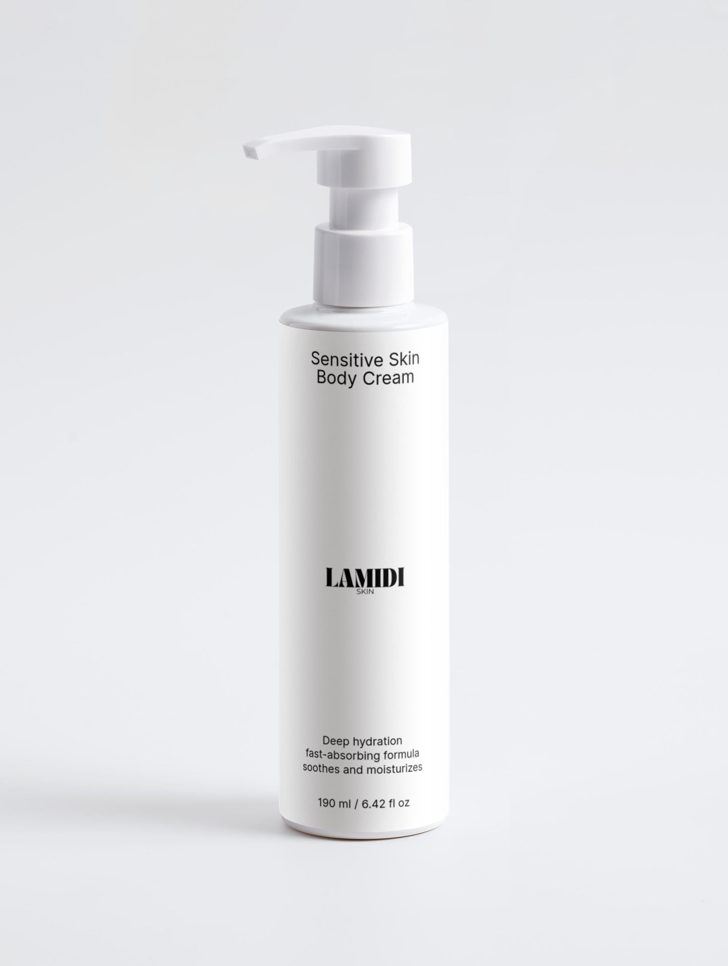 Sensitive Skin Body Cream von Lamidibeauty in eleganter Verpackung für sanfte Hautpflege.