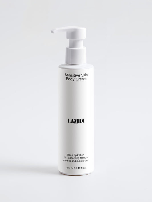 Sensitive Skin Body Cream von Lamidibeauty in eleganter Verpackung für sanfte Hautpflege.