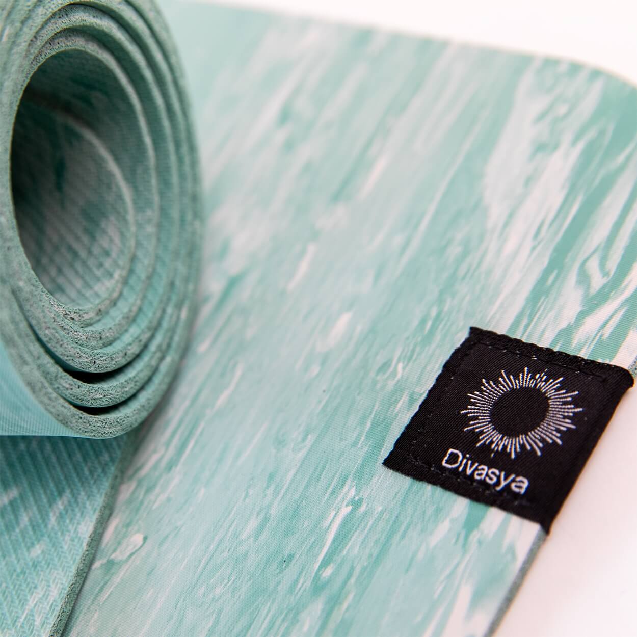 Yogamatte Naturkautschuk PURE: rutschfest, nachhaltig & extra breit