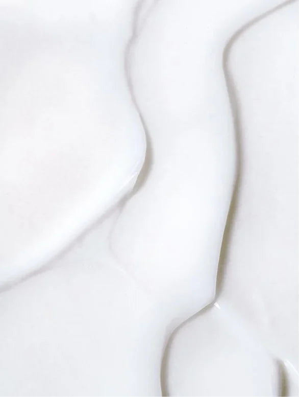 Verpackung der Lamidibeauty Sensitive Skin Body Cream in einem gentechnisch unverändertem Design.