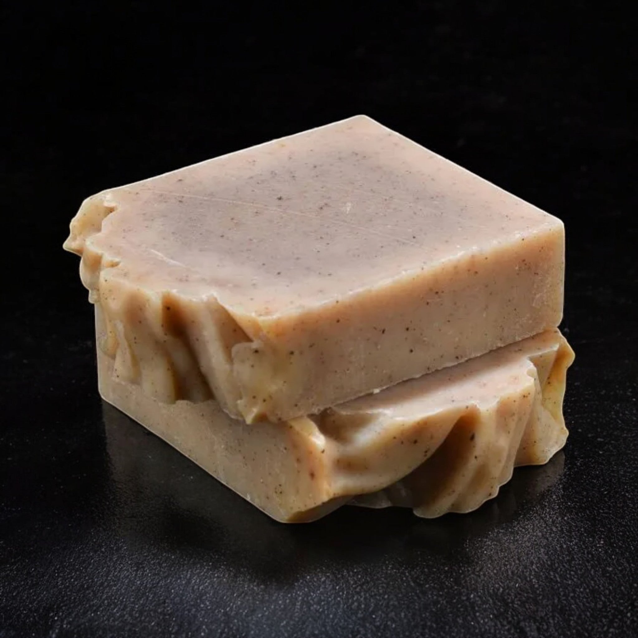 Argan Naturseife von ekovita, ideal für geschmeidige Hautpflege und natürliche Schönheit.