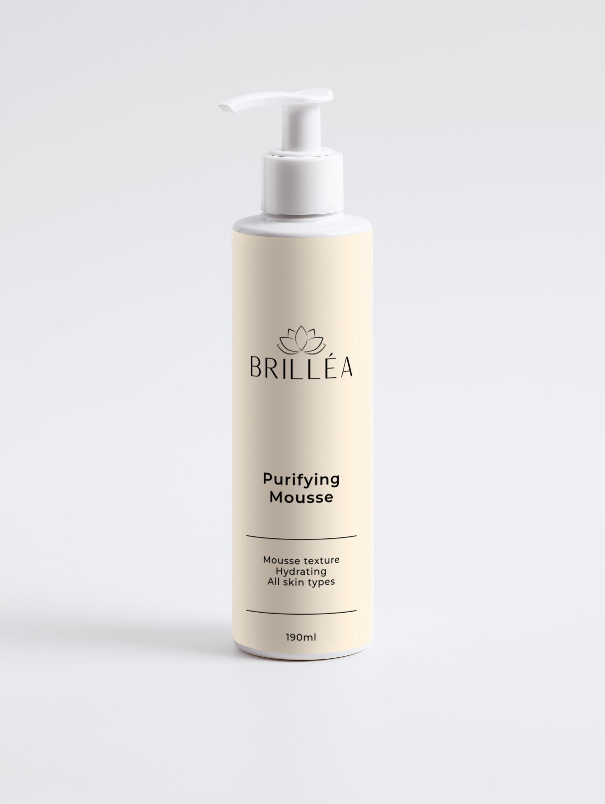 Cleansing Mousse von Brilléa: sanfter Reinigungsschaum in einer eleganten Flasche für perfekte Hautpflege.