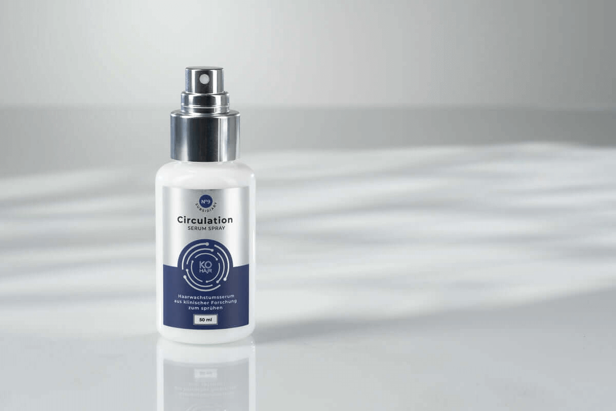 Sprühkopf des Circulation Serum Sprays, präzise Anwendung für gezielte Haarpflege mit Redensyl.