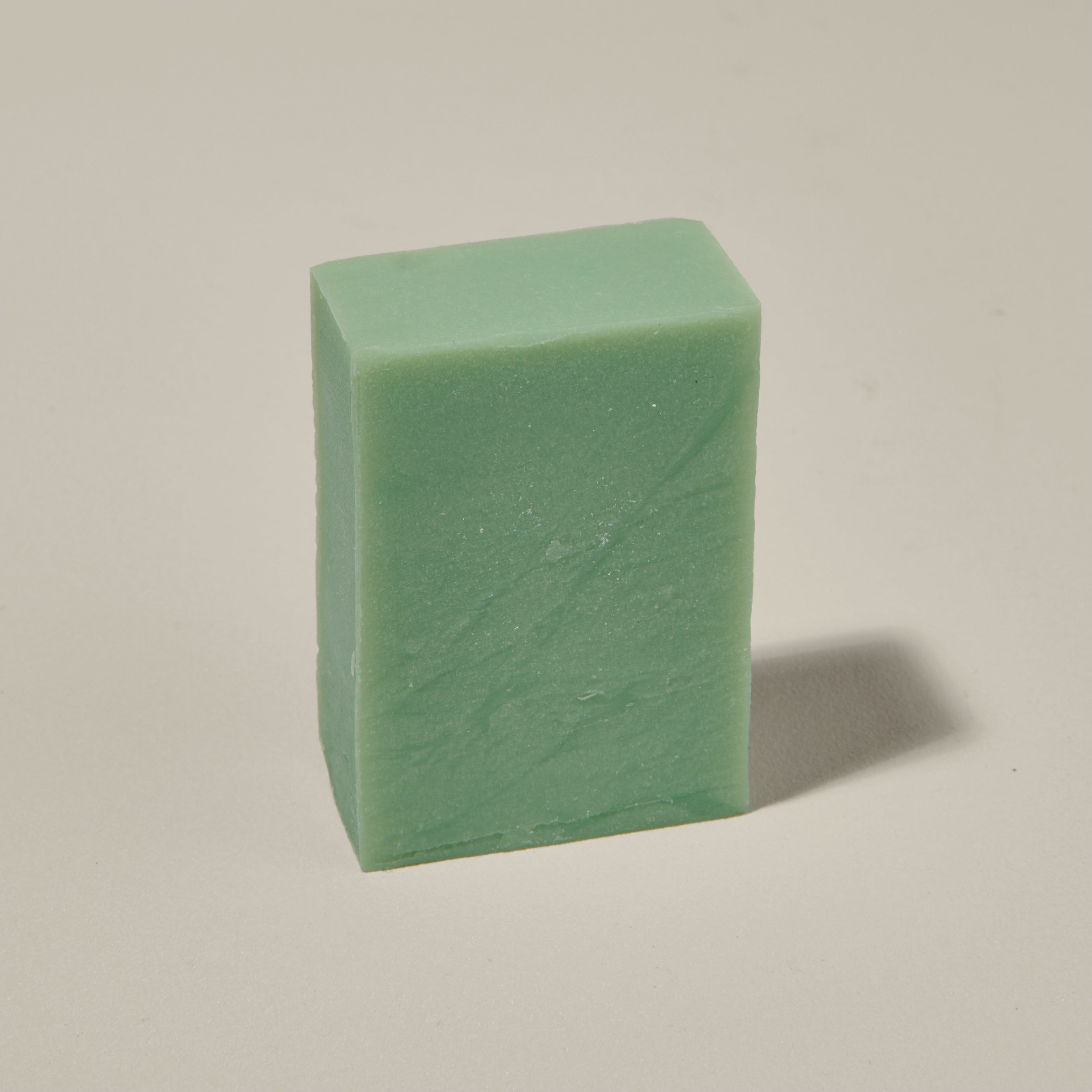 Aloe Vera Duschseife 100g von ekovita, handgemachte Seife für intensive Hautpflege.