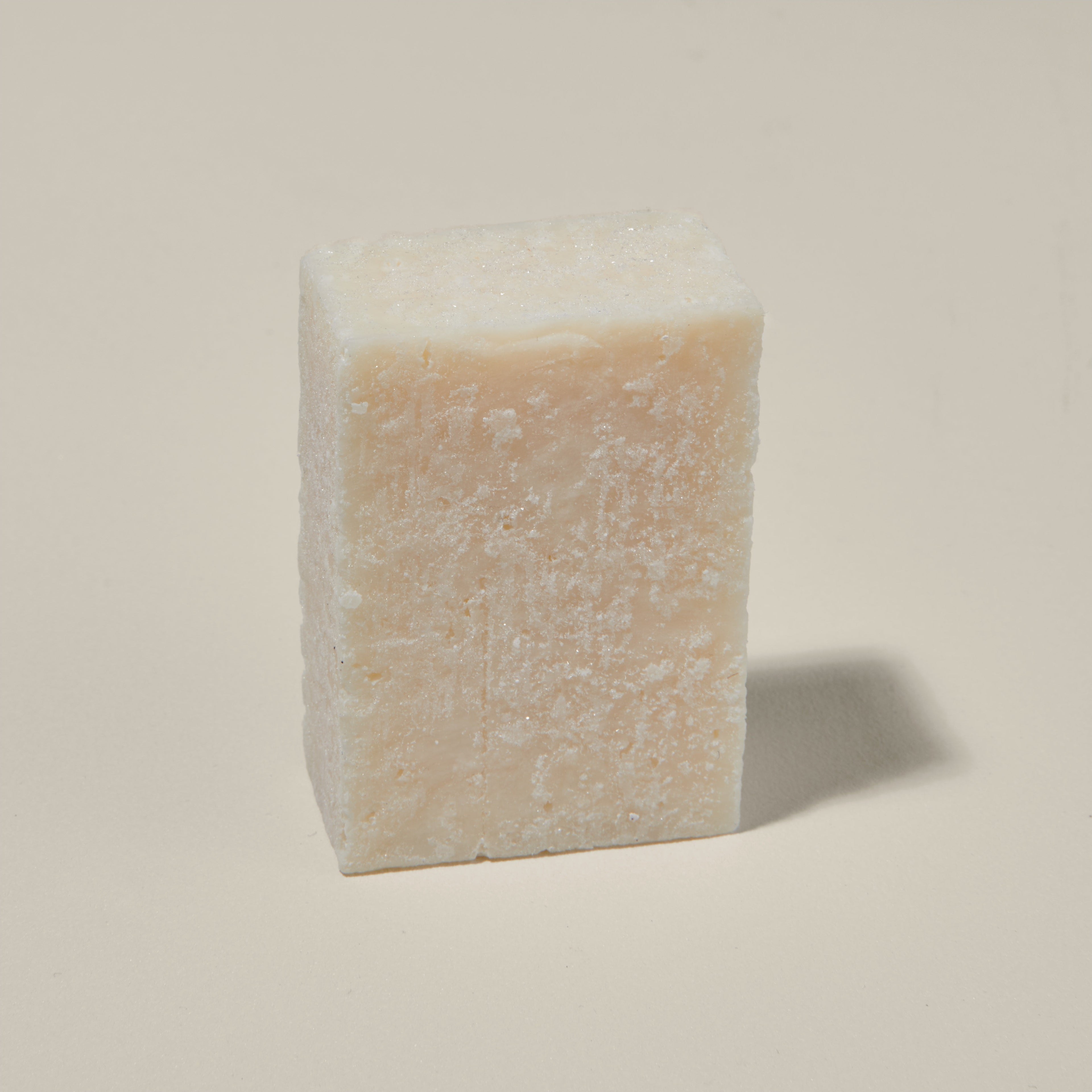 Duschseife Meersalz 100g von ekovita, sanfte Hautpflege für empfindliche Haut ohne Duftstoffe.