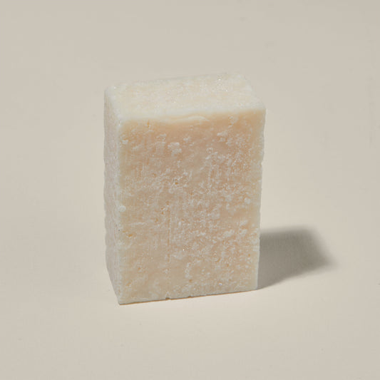 Hochwertige Duschseife ohne Duftstoffe mit Meersalz in handgeschöpfter Qualität von ekovita.