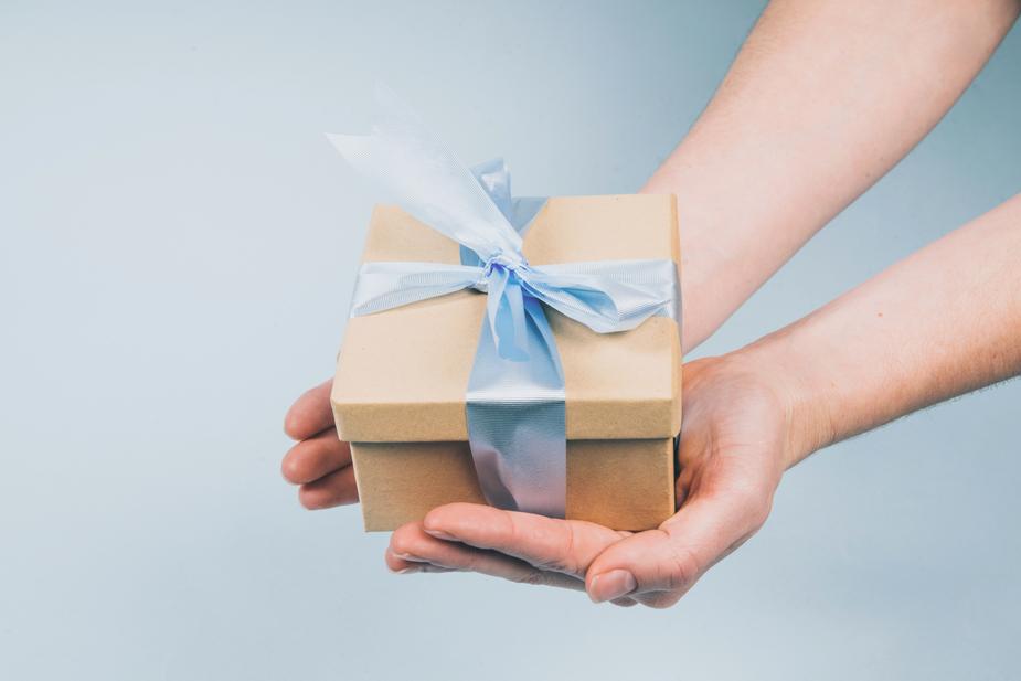 Männerboxx Geschenkgutschein auf hochwertigem Papier, ideal für Geschenkideen für Männer.