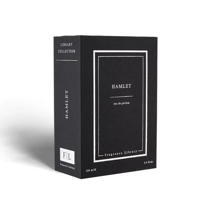 Nahaufnahme der Markendetails auf der Verpackung von BLACK ELIXIR - Maison de Parfum für ekovita.