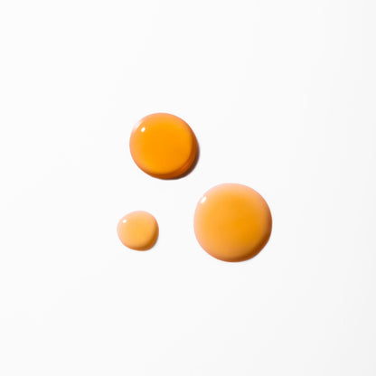 Nahaufnahme des ekovita Hyaluron Serums, zeigt die transparente, hochmodulierte Hyaluronsäure.