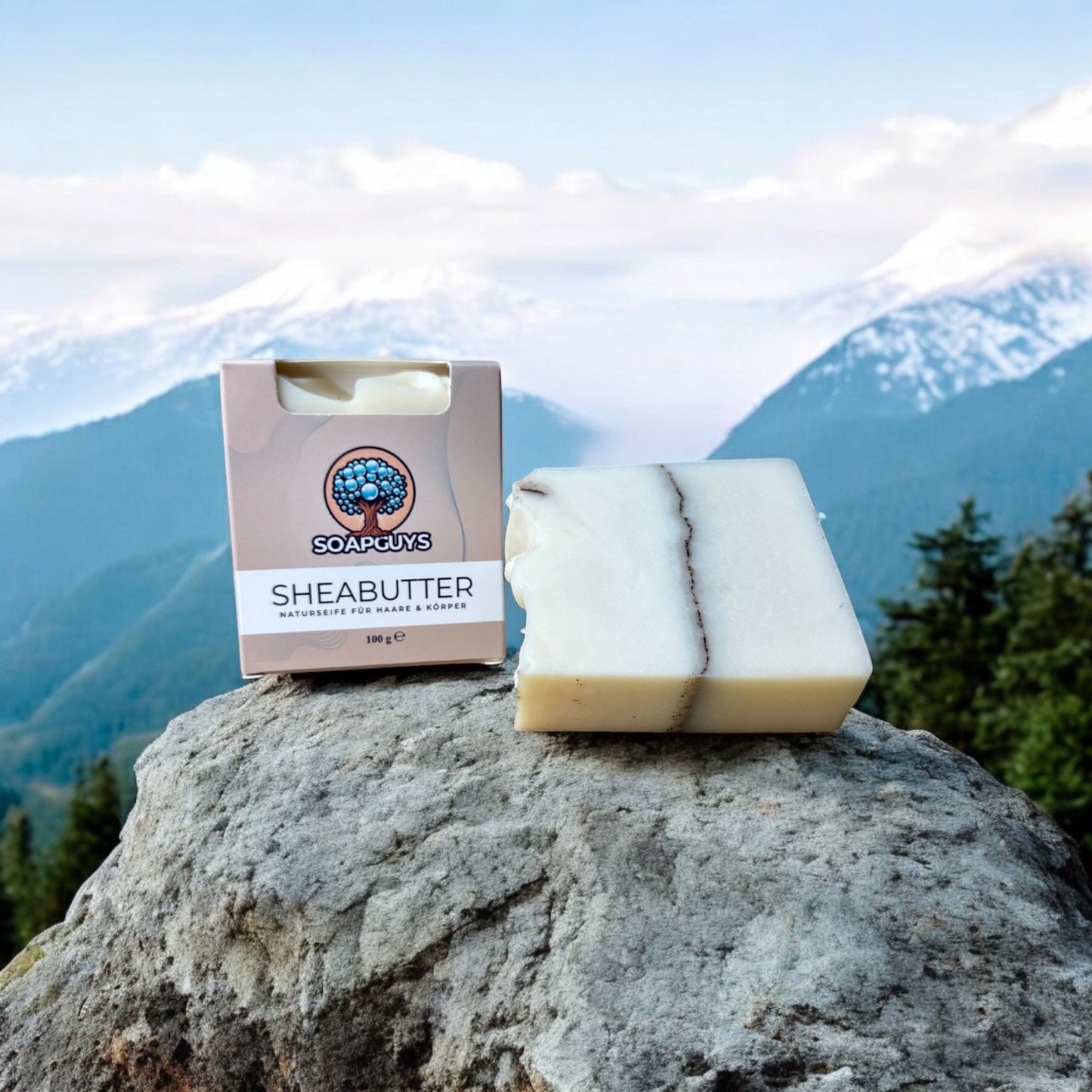 Detailansicht der feuchtigkeitsspendenden Sheabutter Naturseife, perfekt für tägliche Anwendung auf der Haut.
