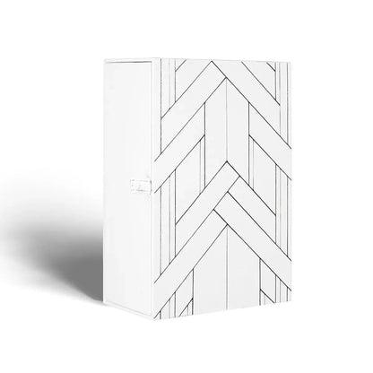 The Great Gatsby Eau de Parfum wird auf Handgelenk aufgetragen, ideal für luxuriöse Anlässe.